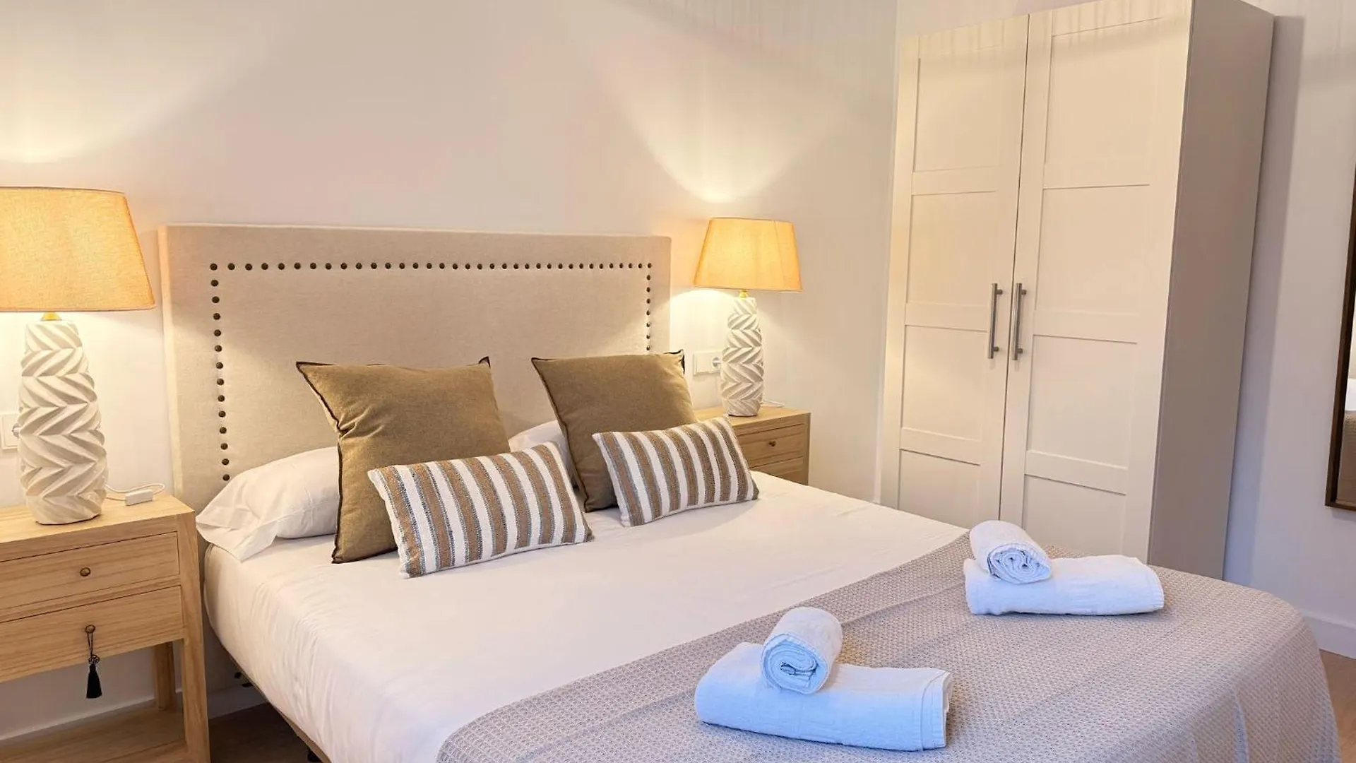 Life Apartments Alameda Colon Malaga 0*,